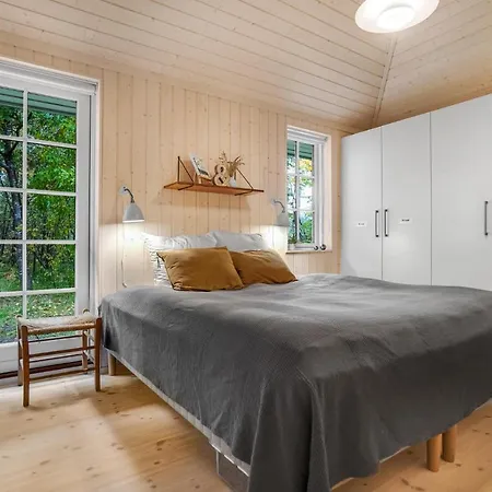 4 Bedroom Nice In Højby