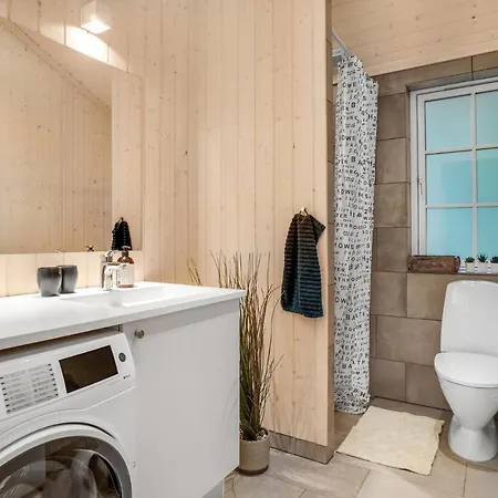 4 Bedroom Nice In * Højby